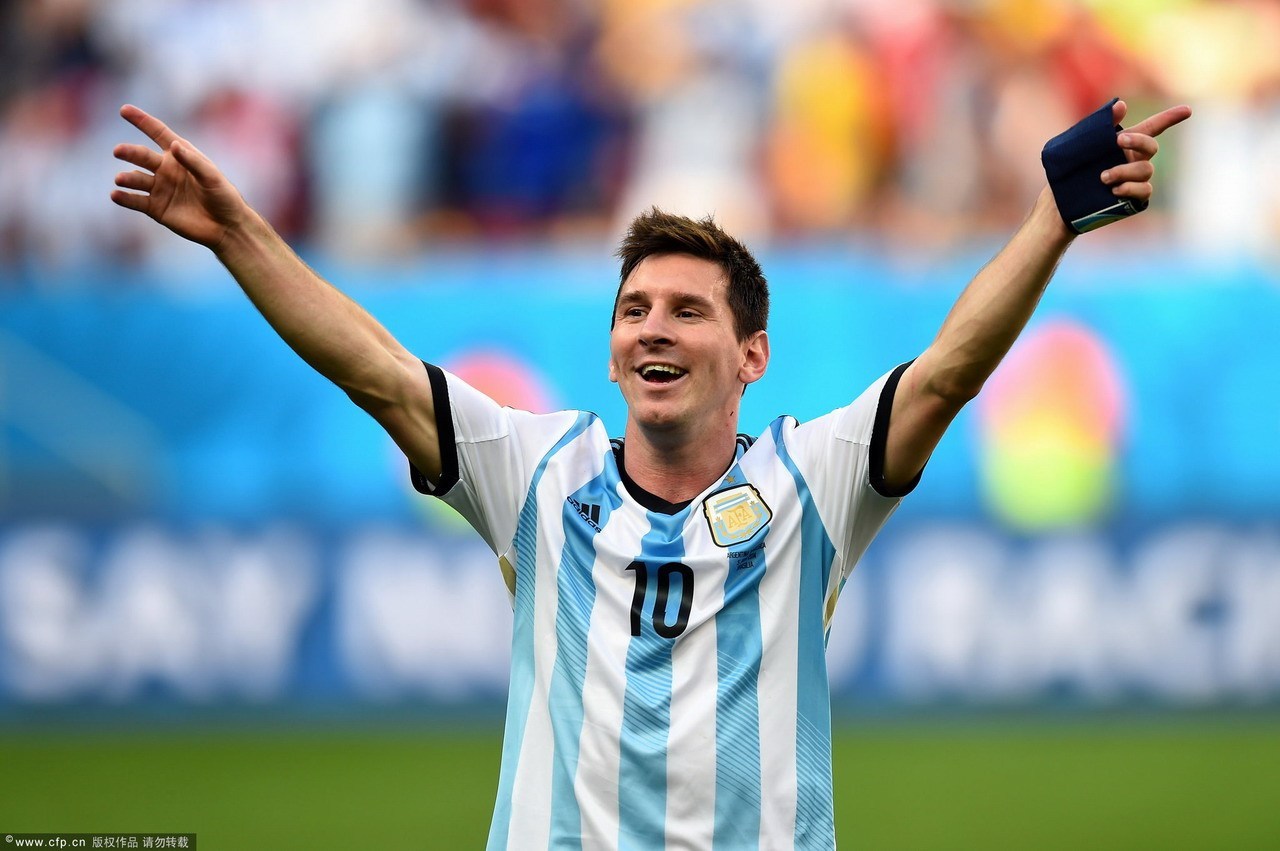 他53岁那年出轨养女, 发妻绝望提离婚, 他冷笑, 你拿什么养活自己